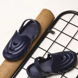 BERSACHE Men Clogs image 3