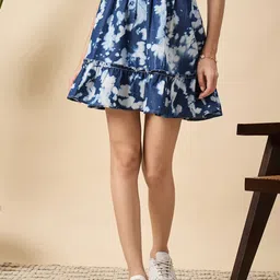 DRAPE AND DAZZLE Tie & Dye Printed A-Line Denim Mini Skirt-image-94
