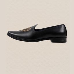 DEEUCO Men Textured PU Mojaris-image-71