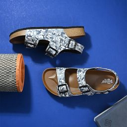 The Roadster Lifestyle Co Men Printed Comfort Sandals-image-61
