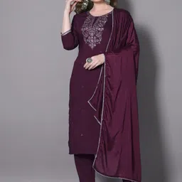DIVASTRI Ethnic Motifs Sequinned Embroidered Round Neck Kurta with Trousers & Dupatta-image-24