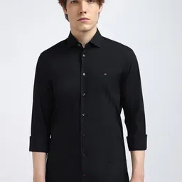 Tommy Hilfiger Men Classic Spread Collar Solid Cotton Casual Shirt-image-103