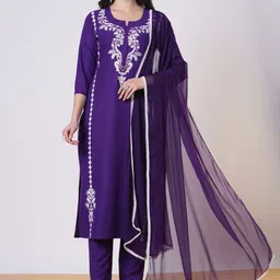 DIVASTRI Women Embroidered Regular Kurta with Trousers & With Dupatta-10