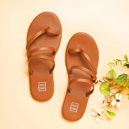 POSTCARD Women Solid Open Toe Flats-48