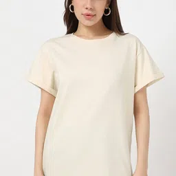 Bewakoof Women Solid Round Neck Pure Cotton Relaxed Fit T-shirt-image-57