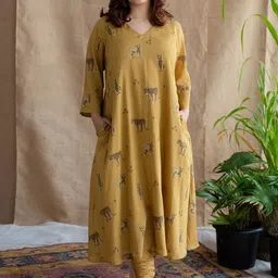 THE INDIAN ETHNIC CO Women Slim-Fit Churidar-image-69
