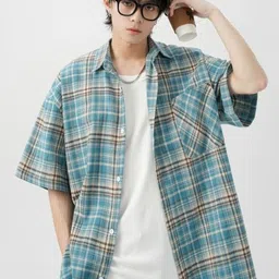 StyleCast Men Standard Oversized Fit Spread Collar Tartan Checked Casual Shirt-image-83