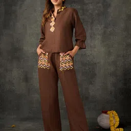 Phulkari Forever Floral Embroidered Mandarin Collar Phulkari Pure Linen Top & Palazzo-picture-23