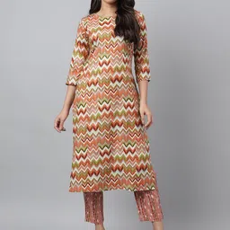 Fourleaf Women Chevron Printed Kurta with Trousers-picture-2