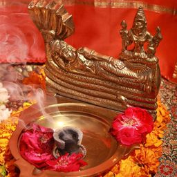 Exotic India Textured Lord Vishnu With Goddess Lakshmi Pooja Diya-image-59