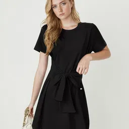 Outzidr Solid Round Neck A-Line Dress-image-91
