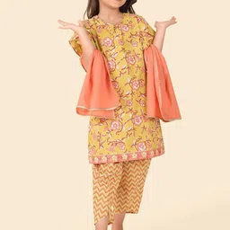 Fabindia Girls Ethnic Motifs Printed Pure Cotton Straight Kurta With Trousers & Dupatta-picture-13
