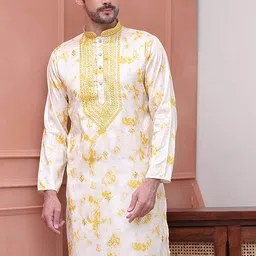 Jompers Men Geometric Embroidered Sequinned Kurta-52