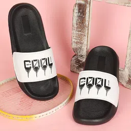PERY PAO Men Printed Sliders-35
