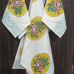 Bedbathandbliss White & Yellow 3 Pieces Floral Printed Cotton 300 GSM Towel Set-image-63