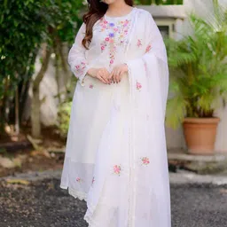 Lilots Floral Embroidered Thread Work Straight Kurta with Trousers & Dupatta-48