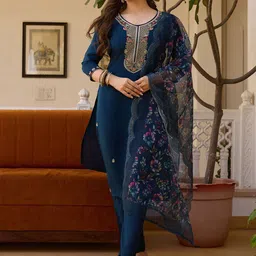 GRIOPY Women Ethnic Motifs Embroidered Round Neck Regular Kurta with Trousers & Dupatta-image-36