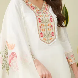 MOKOSH Ethnic Motifs Embroidered Regular Thread Work Kurta with Trousers & With Dupatta image 2