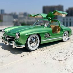 UKAXA Vintage Sl 300 Toy Car-image-85