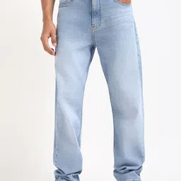 Tommy Hilfiger Men Low Distress Heavy Fade Jeans-image-51