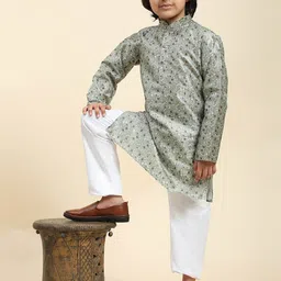 Pro-Ethic STYLE DEVELOPER Boys Ethnic Motifs Printed Regular Kurta With Pyjamas image 2