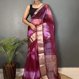 DIVASTRI Women Tie and Dye Zari Organza Leheriya Saree-image-73