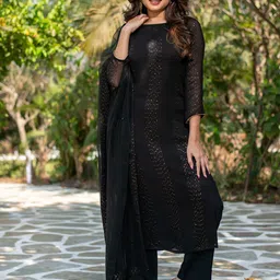 Label Shaurya Sanadhya Striped Embroidered Sequined Kurta & Pyjamas With Dupatta image 1