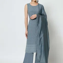 Shopping Queen Floral Chikankari Embroidered Kurta With Palazzos & Dupatta-picture-51