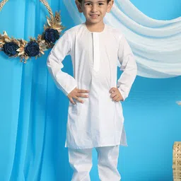 VASTRAMAY Boys Yoke Design Thread Work Kurta with Pyjamas-25