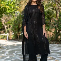 Label Shaurya Sanadhya Striped Embroidered Sequined Kurta & Pyjamas With Dupatta image 2