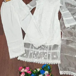 Bought First Women Embroidered Regular Thread Work Kurti with Pyjamas & With Dupatta image 2
