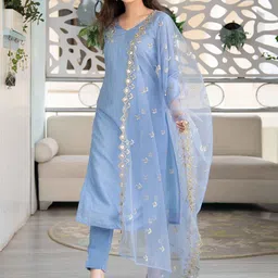 Label Shaurya Sanadhya Ethnic Motifs Embroidered Sequinned Kurta with Trousers & Dupatta image 4