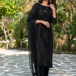 Label Shaurya Sanadhya Striped Embroidered Sequined Kurta & Pyjamas With Dupatta image 4