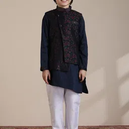 Manyavar Boys Regular Kurta and Pyjamas with Jacket-14