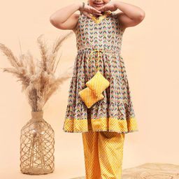 Stylo Bug Girls Chevron Printed Gotta Patti Pure Cotton Kurta With Palazzos-image-101