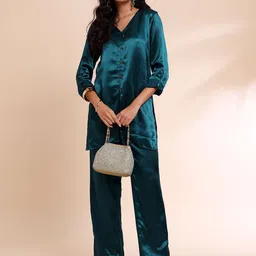 RIRASA V-Neck Shirt & Trousers-picture-38