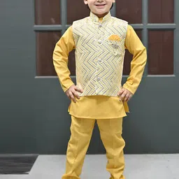 BT DEZINES Boys Mandarin Collar Straight Kurta & Pyjama With Nehru Jacket-image-87
