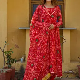 OneWe Women Bandhani Printed Kurta with Churidar & Dupatta-picture-34