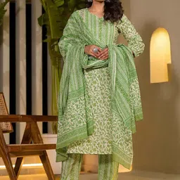 NAINVISH Women Floral Printed Regular Kurta with Trousers & With Dupatta-11