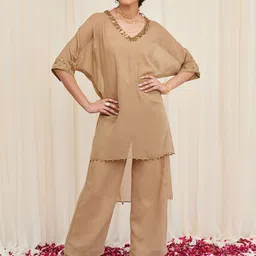 RIRASA Embellished Tunic And Trousers With Camisole-image-52
