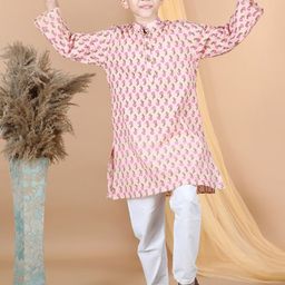 AWW HUNNIE Boys Floral Printed Mandarin Collar Pure Cotton Kurta with Pyjamas-54