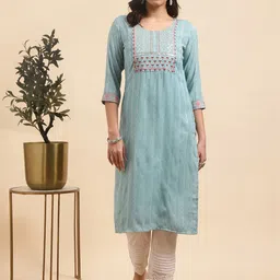 Rangita Ethnic Motifs Yoke Embroidered Straight Kurta with Trousers-37