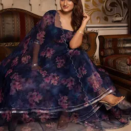 Calmna Women Printed Long Sleeve Gotta Patti Kurta with Trousers & Dupatta-8
