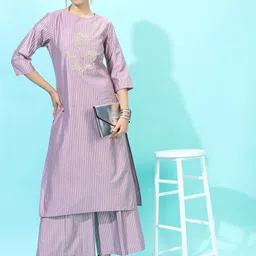 Vishudh Women Purple Striped Kurta with Palazzos-picture-12