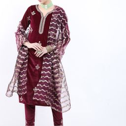 Ketch Ethnic Motifs Embroidered Knited Velvet Kurta Set With Dupatta-picture-21