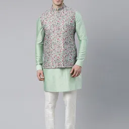 TheEthnic.Co Mandarin Collar Regular Kurta with Pyjamas with Floral Printed Nehru Jacket-image-13