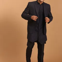 VASTRAMAY Embroidered Mandarin Collar Kurta With Trousers & Blazer-image-33