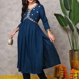 Ishin Ethnic Motifs Embroidered V-Neck Thread Work A-Line Kurta with Trousers-picture-49
