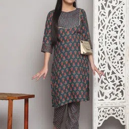 Vetrokart Girls Paisley Printed Regular Kurta with Pyjamas-image-73