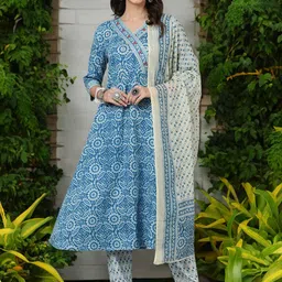 SAK JAIPUR Floral Printed Angrakha Kurta with Trousers & Dupatta-picture-18